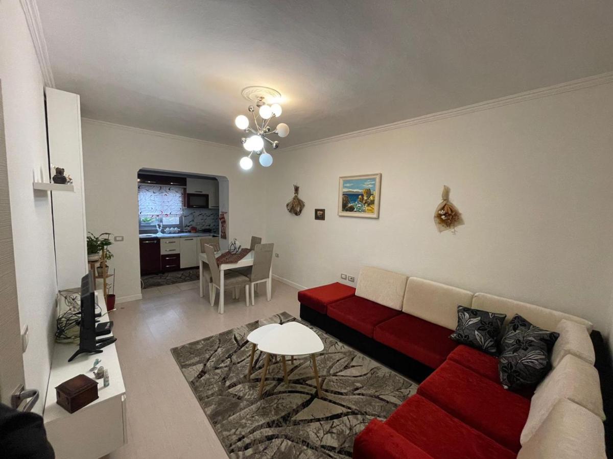 טיראנה Saloon Apartment מראה חיצוני תמונה