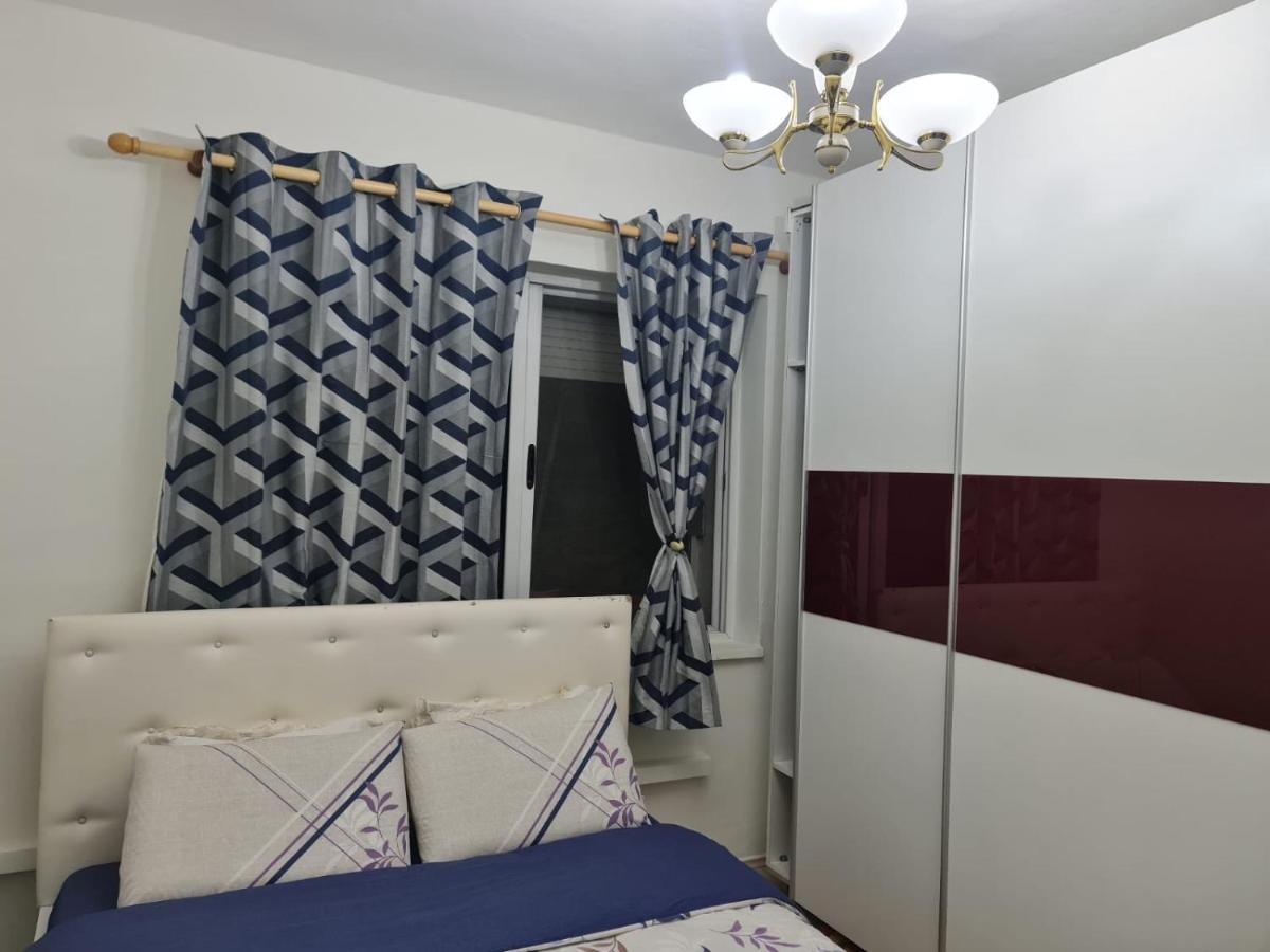 טיראנה Saloon Apartment מראה חיצוני תמונה